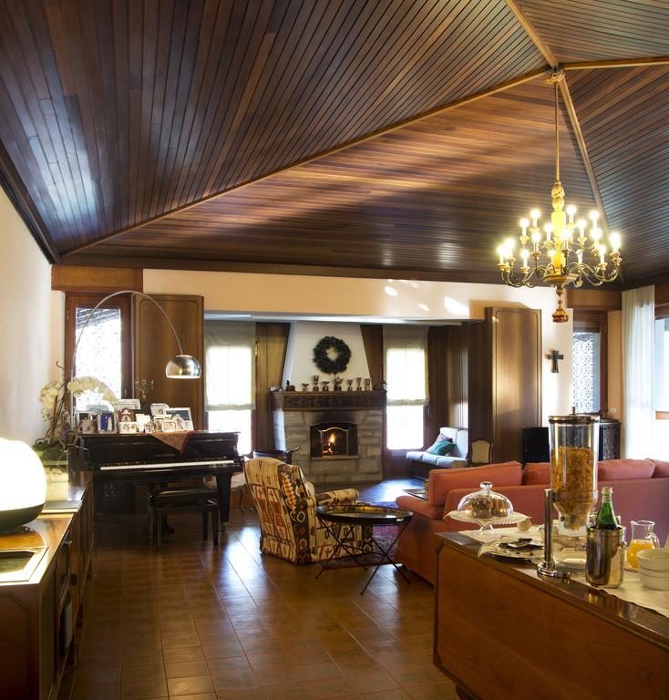 Bed&Garden Bed & Breakfast Cesate ภายนอก รูปภาพ